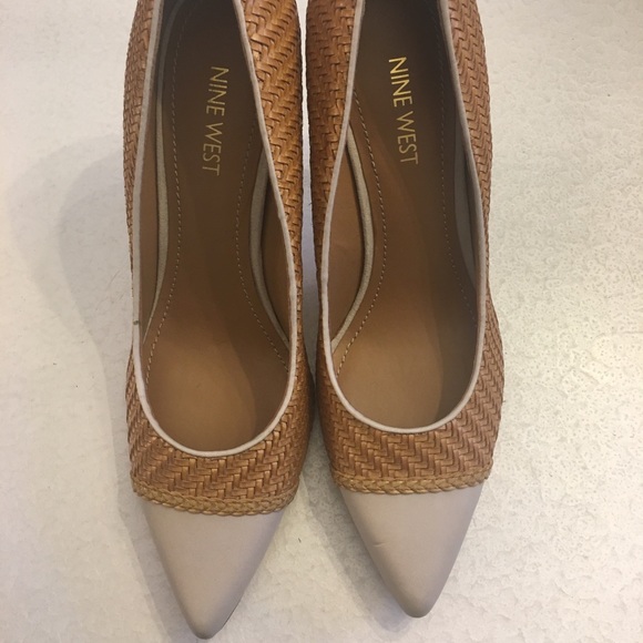 Nine West Shoes - Nine West straw and white pumps